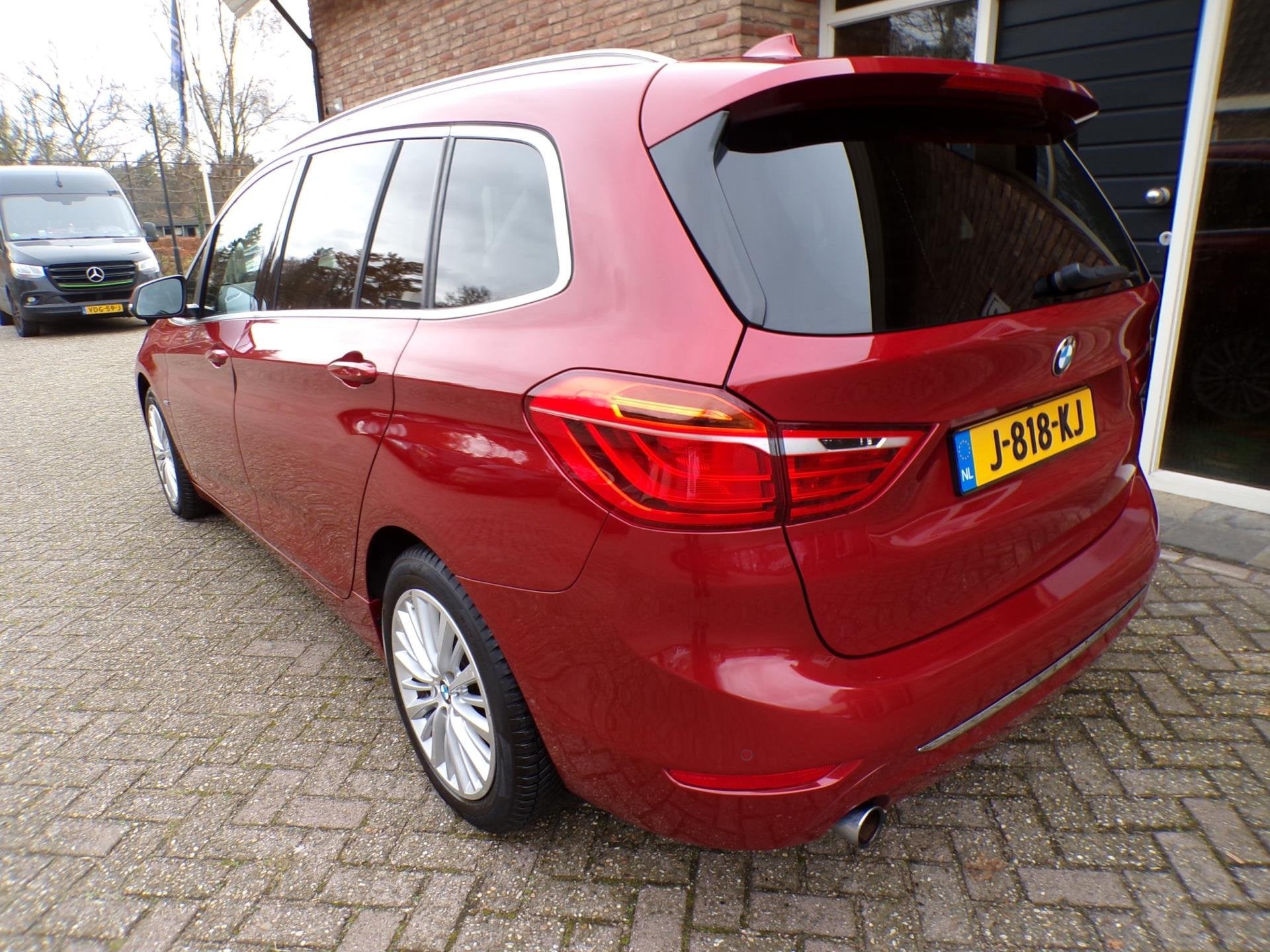 BMW 2-serie Gran Tourer 218d Automaat / Leder / Navi / Panor, 136 pk, 4 cilinders, 2-Serie Gran Tourer, 23 km/l