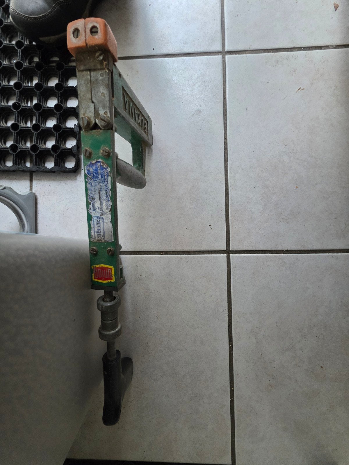 Bukama mechanische nietmachine, Doe-het-zelf en Verbouw, Gereedschap | Handgereedschap, Ophalen of Verzenden, Gebruikt