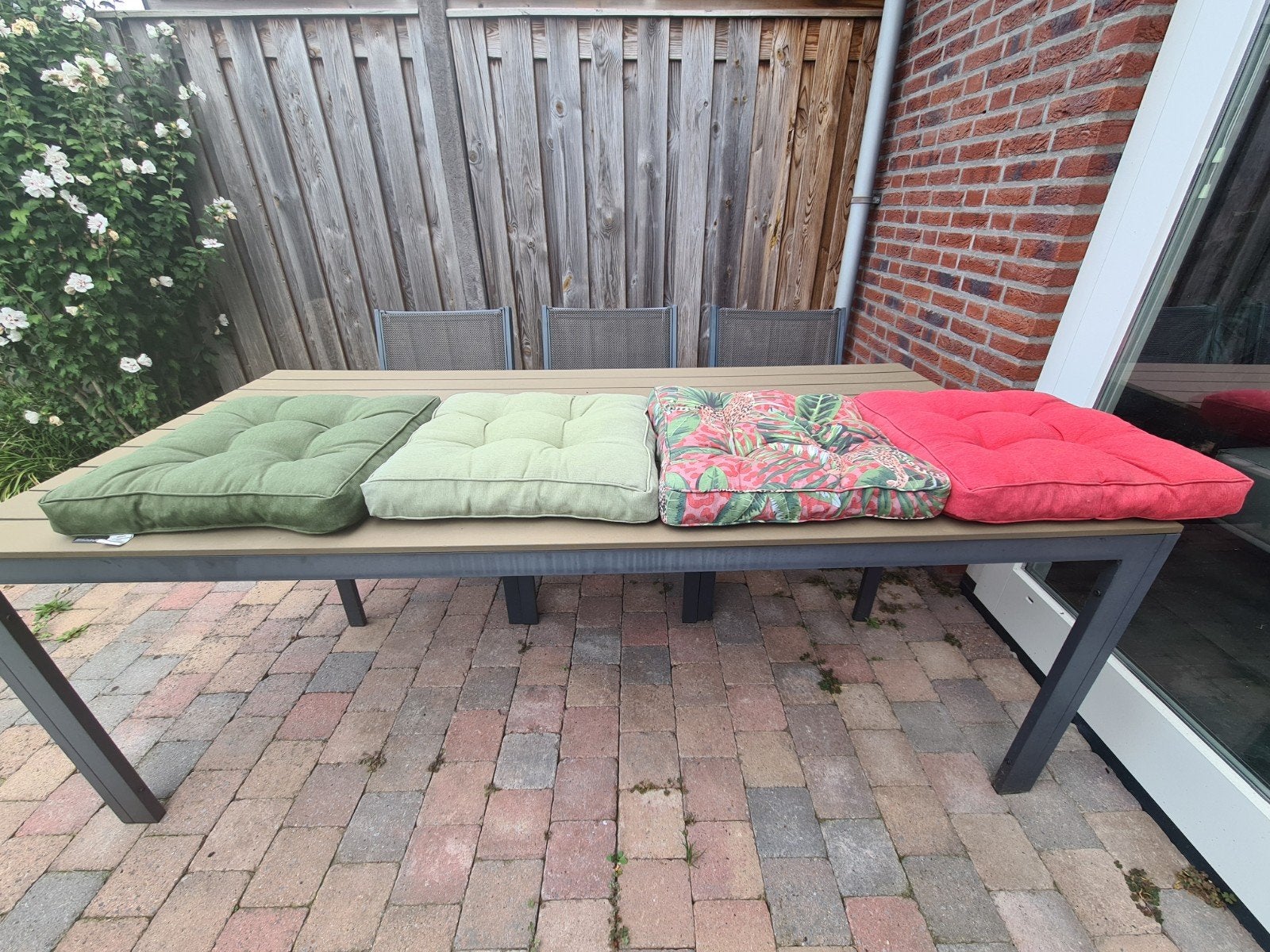 Set van 4 Madison tuinkussens (diverse kleuren), Ophalen