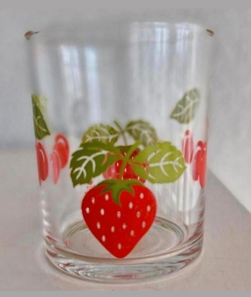 Glas met Aardbeien en Kersen opdrukken, Ophalen of Verzenden, Zo goed als nieuw, Frisdrankglas