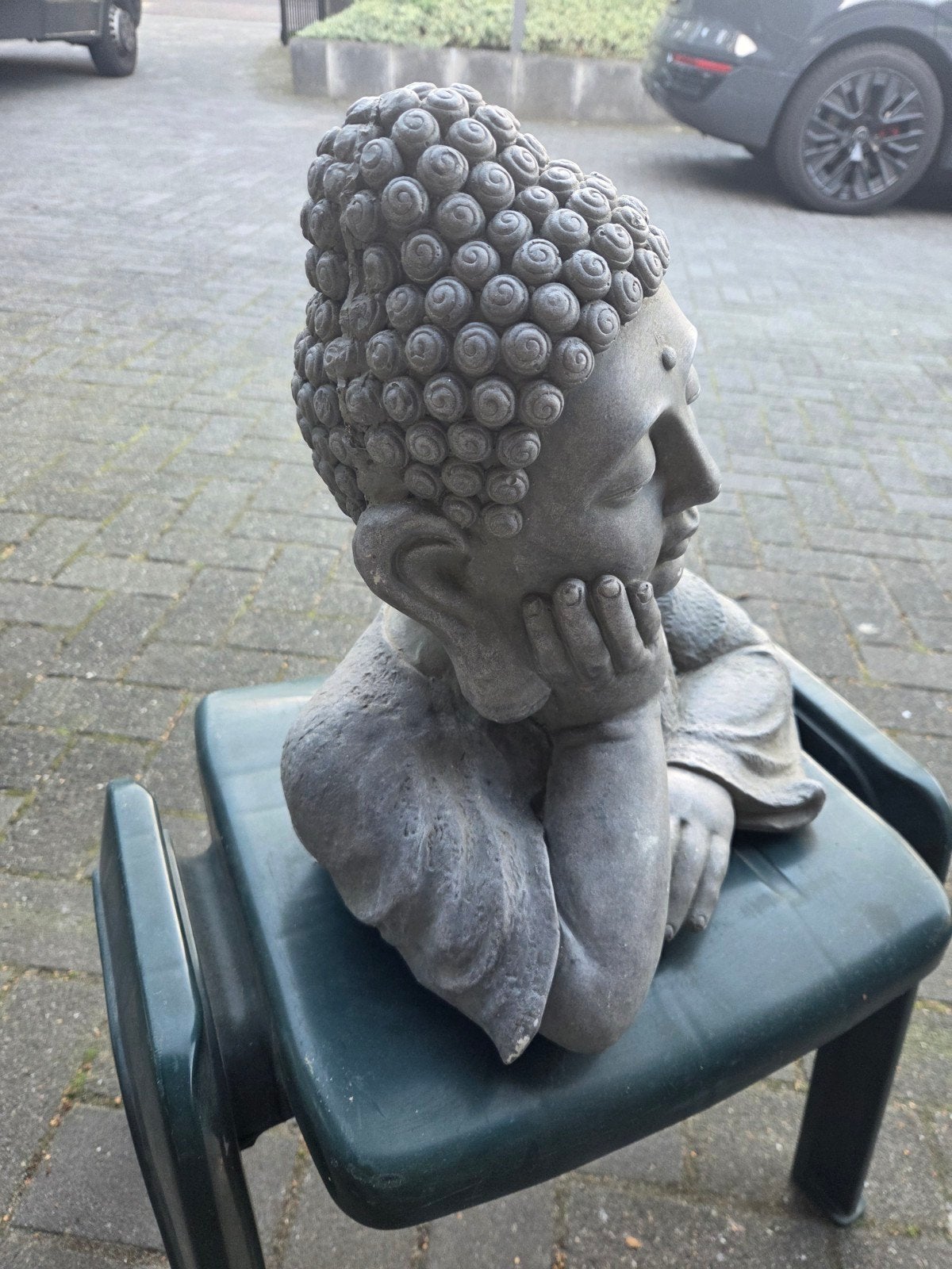 Rustende Boeddha beeld - Steen/keramiek, Ophalen of Verzenden, Gebruikt, Steen/keramiek, Grijs