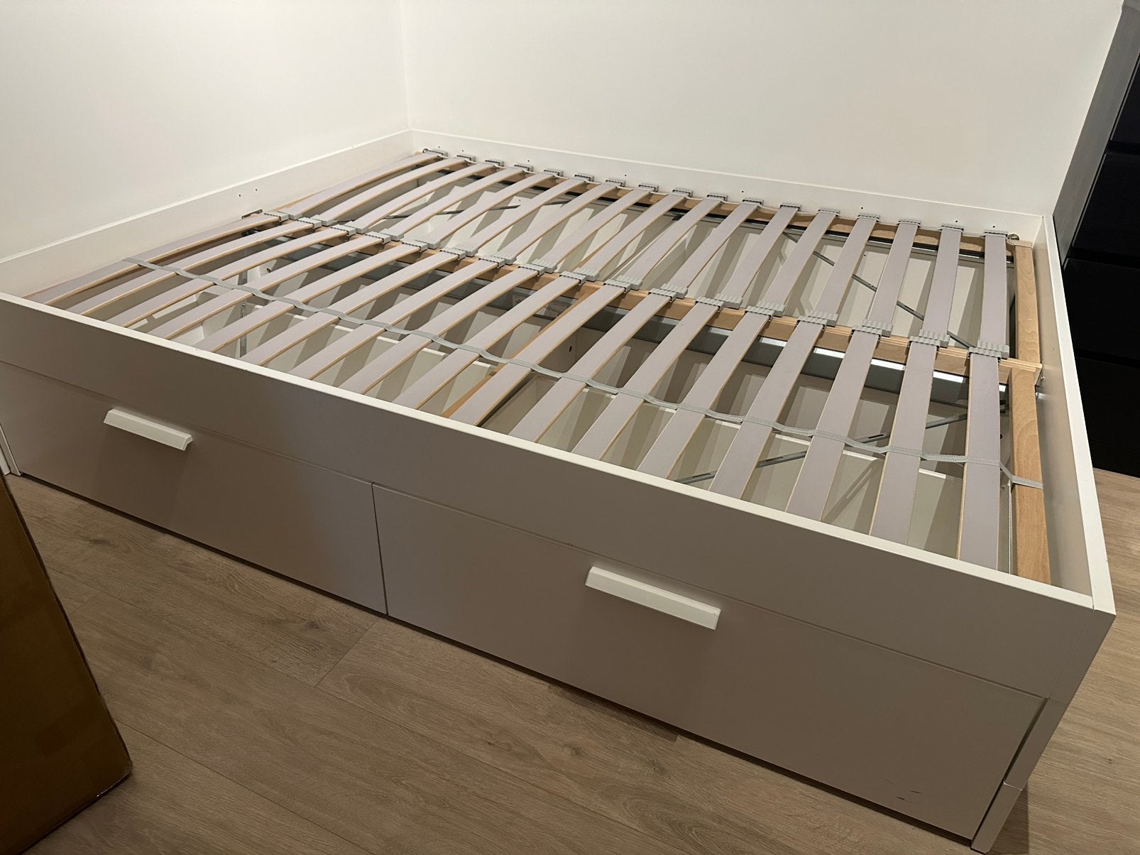 Malm bed frame 2-persoons 200x160, Huis en Inrichting, Slaapkamer | Bedden, Ophalen, Wit, Tweepersoons, Zo goed als nieuw