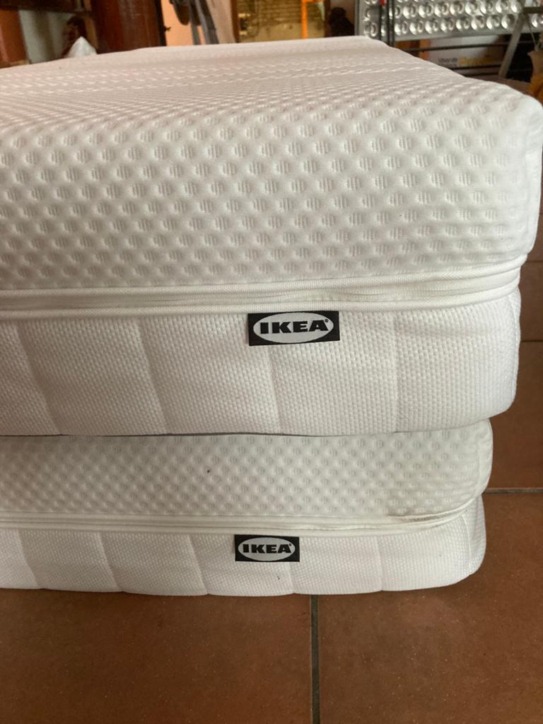 2 stuks ikea matrassen, afneembare hoes. Met topper, Eenpersoons, Ophalen of Verzenden, Zo goed als nieuw, 80 cm