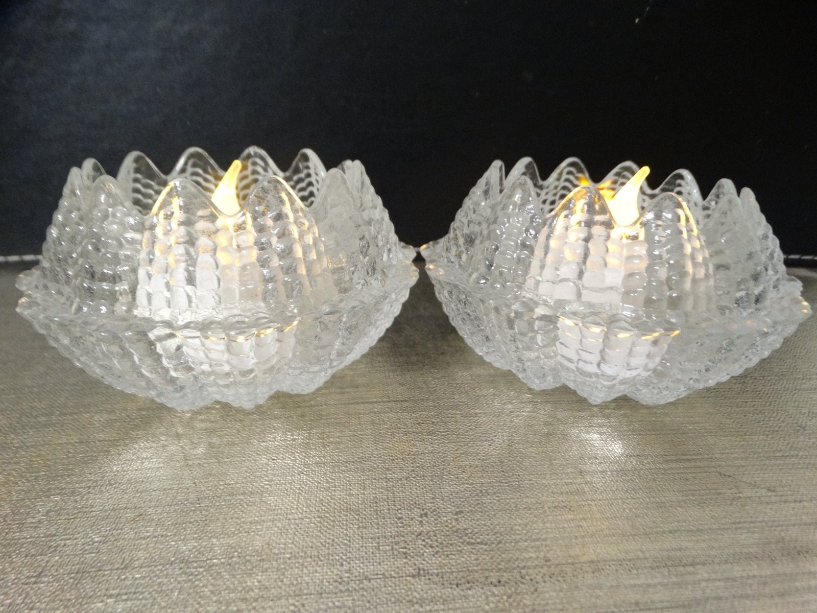 2 Vintage Scandinavische Theelichten Waterlelie, Gebruikt, Overige merken, Waxinelichthouder, Ophalen of Verzenden