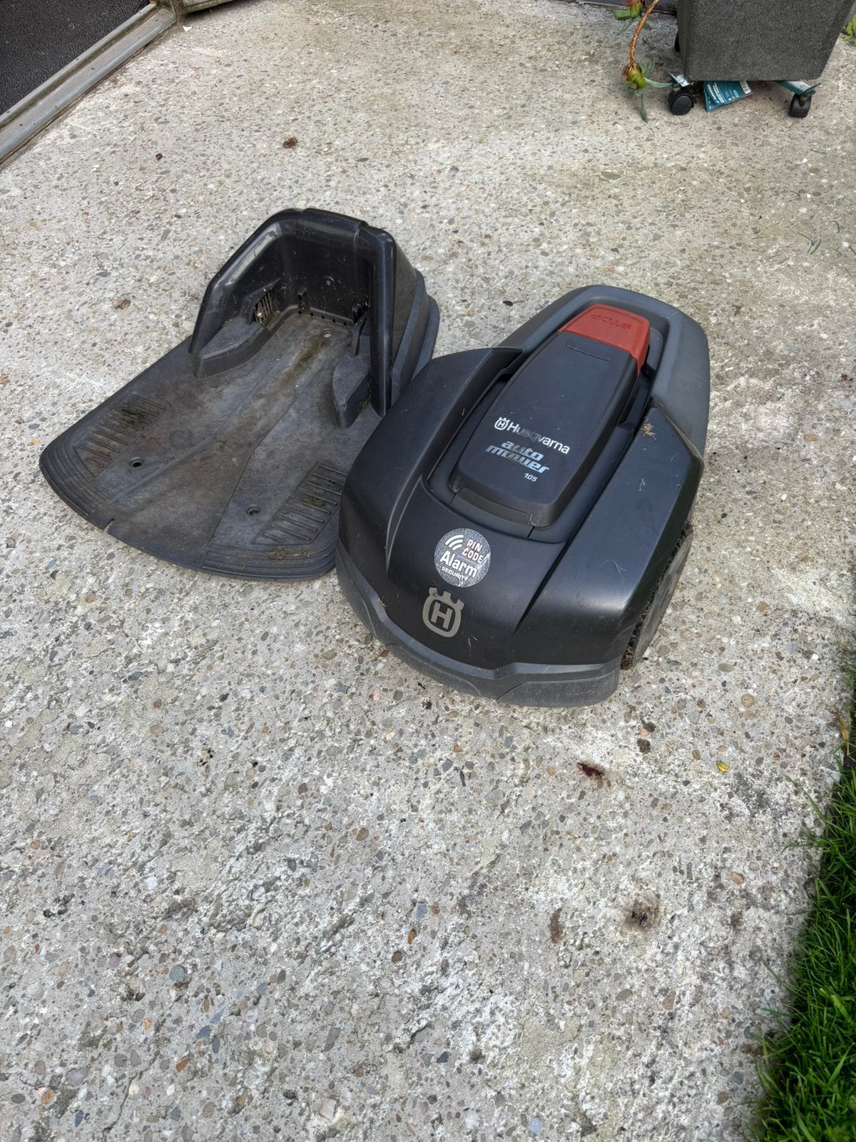 Husqvarna automower 105, Ophalen, Gebruikt, Minder dan 20 cm