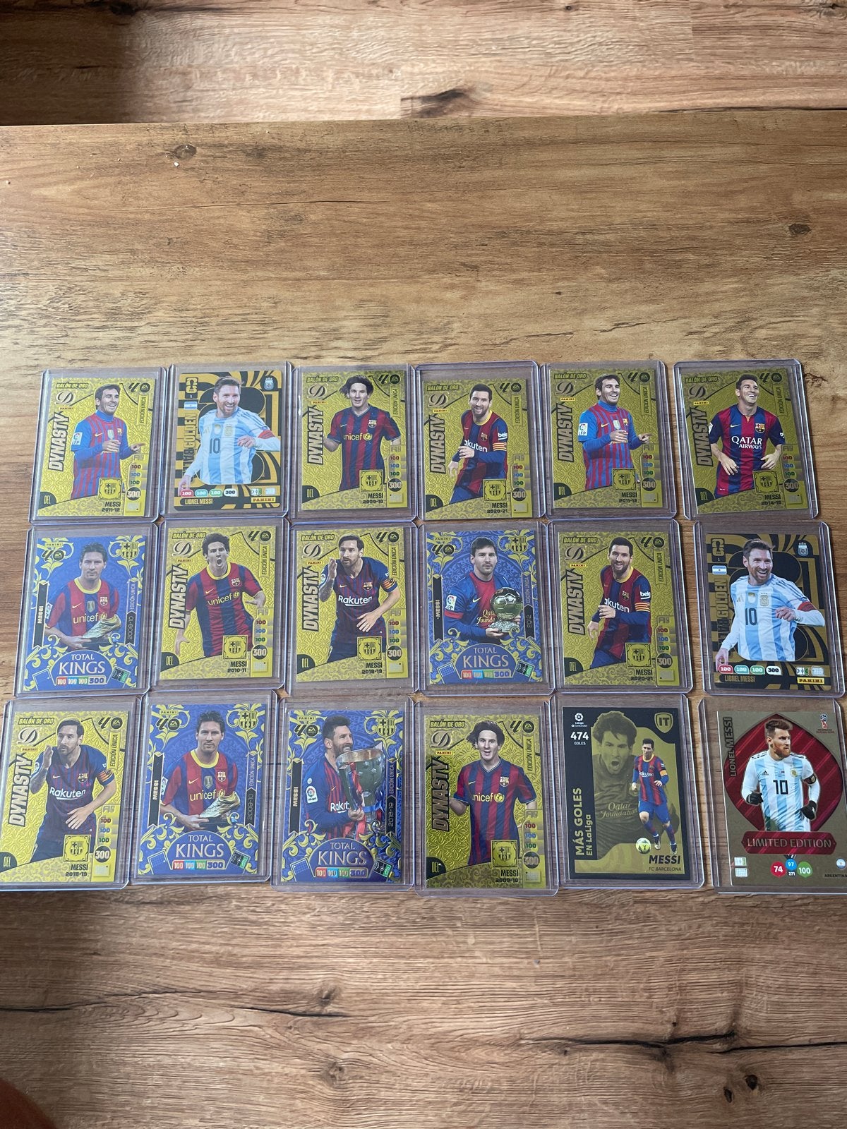 Lionel Messi Voetbal Kaart Collectie Gold Dynasty, Ophalen of Verzenden, Zo goed als nieuw, Buitenlandse clubs, Spelerskaart