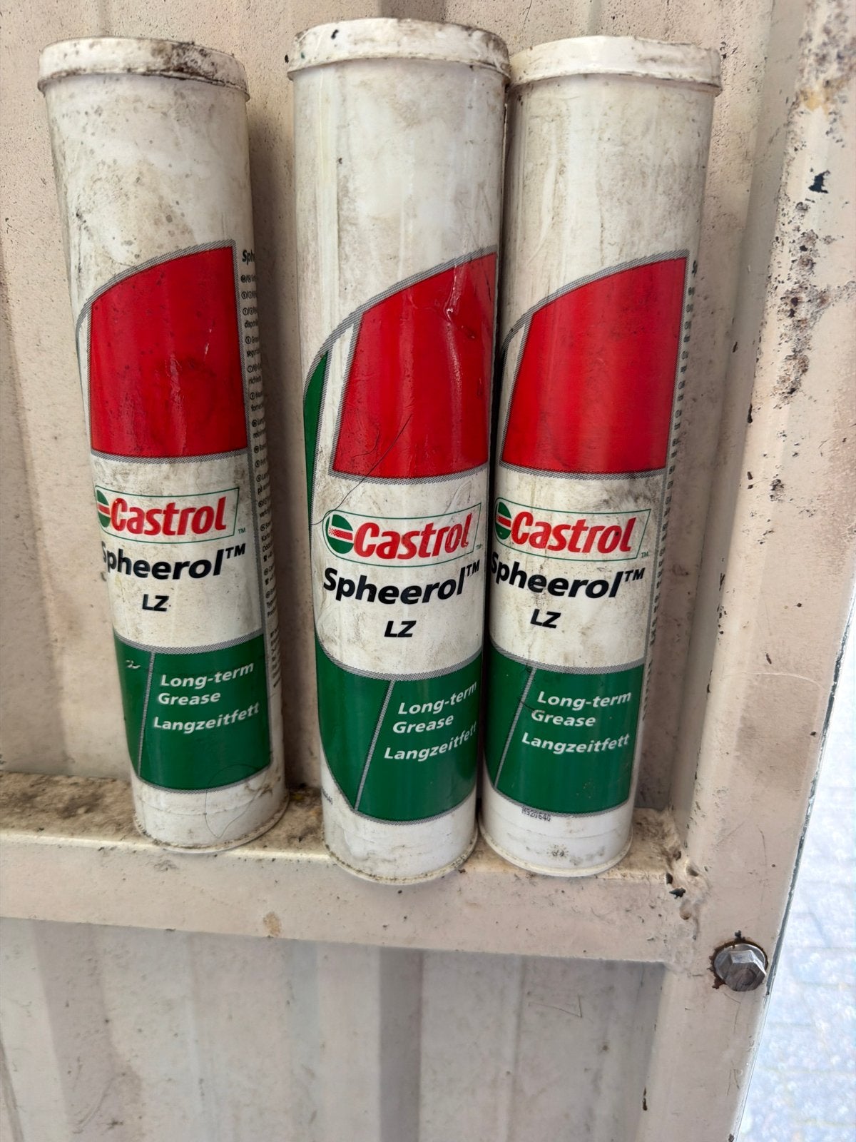 3 ongebruikte tubes Castrol Spheerol LZ smeervet, Auto-onderdelen, Overige Auto-onderdelen, Ophalen, Nieuw, Universele onderdelen
