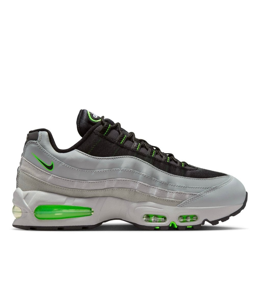 Nike Air Max 95 ‘Racing Pack’ - maat 44, Kleding | Heren, Product.Safety.ENEA@nike.com, Overige kleuren, Nike, Nieuw