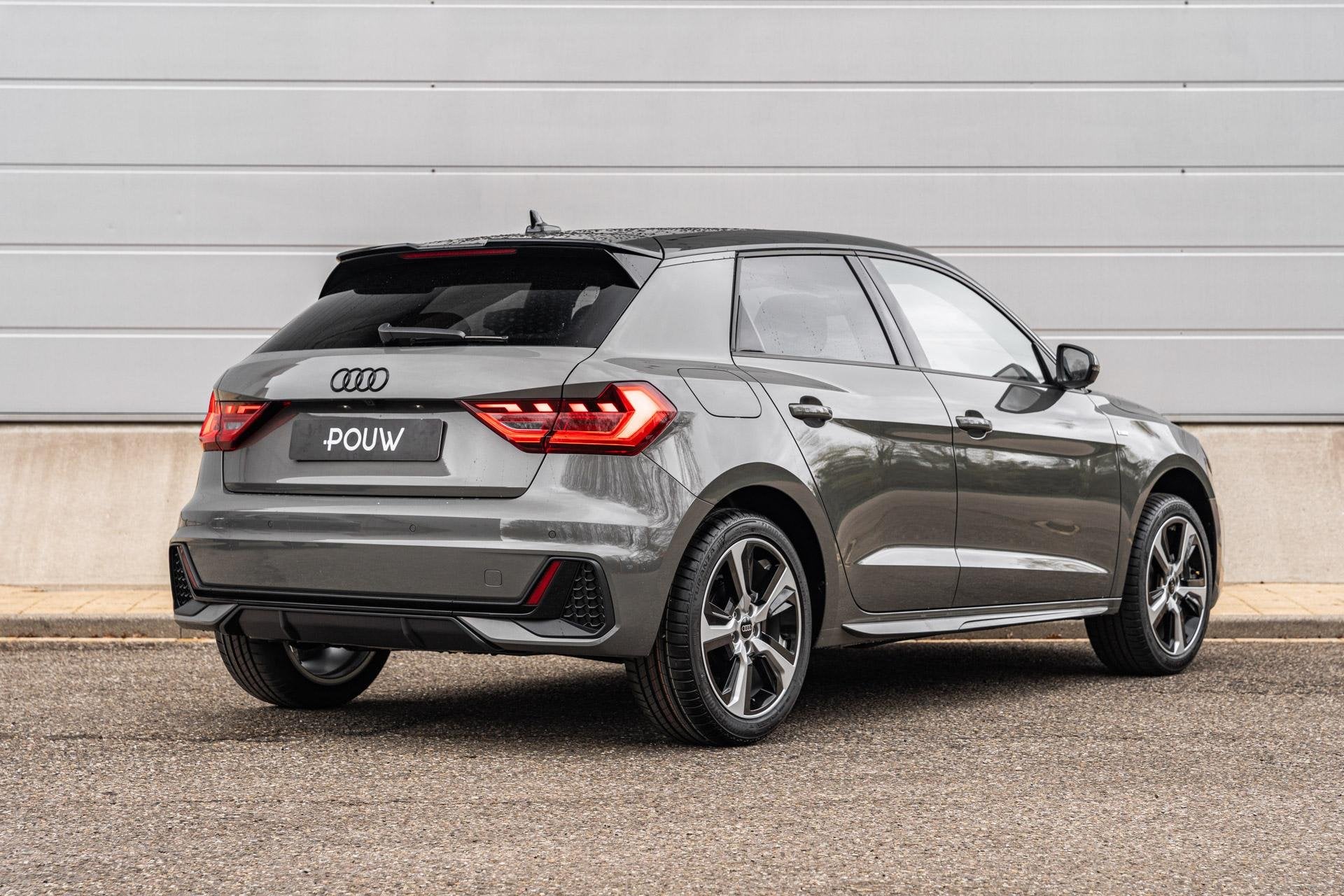 Audi A1 Sportback 25 TFSI 95pk S edition S-tronic | LMV 17'', Auto's, 12 maanden, A1, 95 pk, Leder en Stof