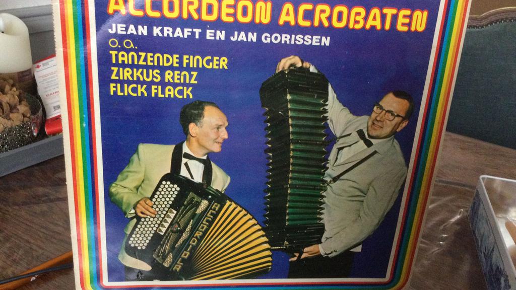 Accordeon Acrobaten Telstar lp, Ophalen of Verzenden, Zo goed als nieuw, Overige formaten, Aziatisch