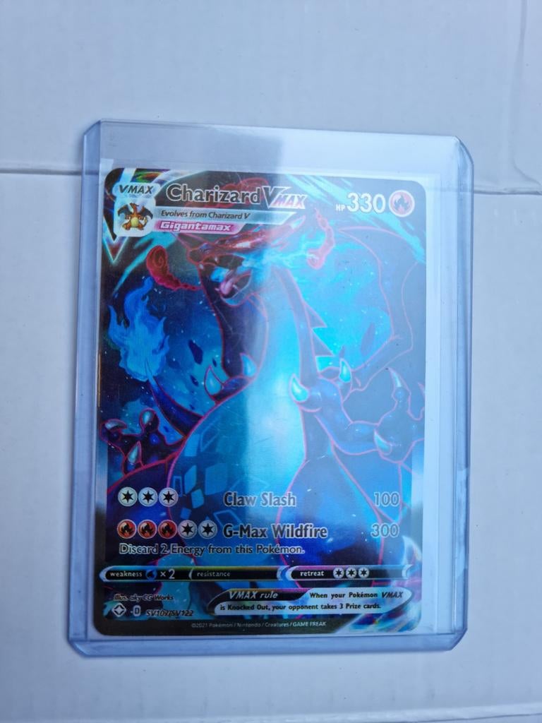Charizard V Max Pokémon kaart te koop, Hobby en Vrije tijd, Verzamelkaartspellen | Pokémon, Ophalen of Verzenden