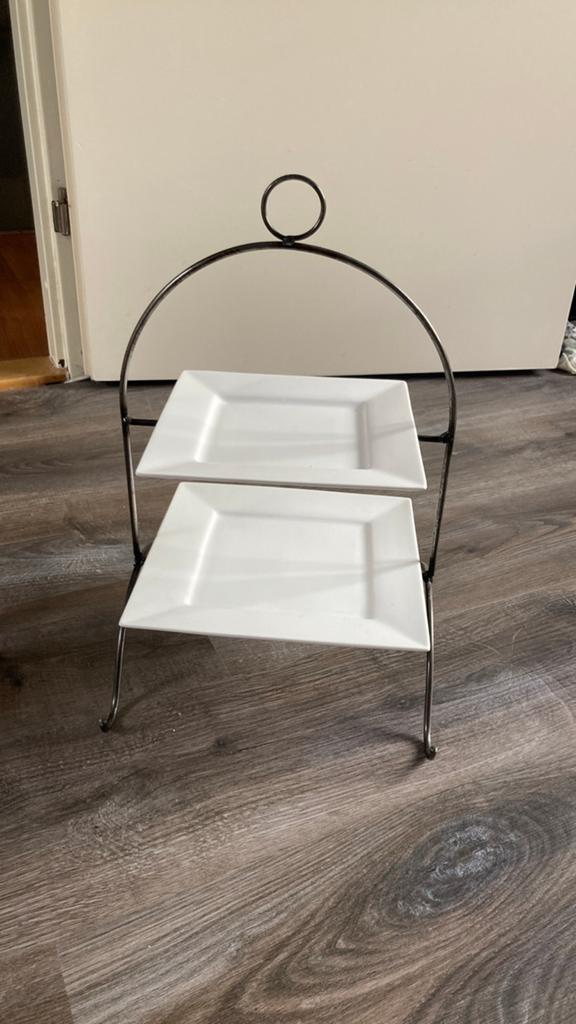 Vierkante etagère voor BBQ of borrel - 2 borden, Ophalen of Verzenden, Gebruikt, Vierkant, Metaal