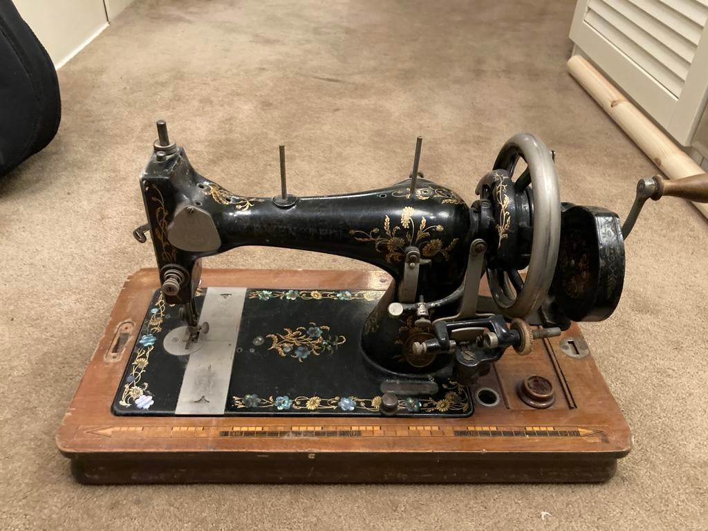 Ouderwetse hand naaimachine, Ophalen of Verzenden