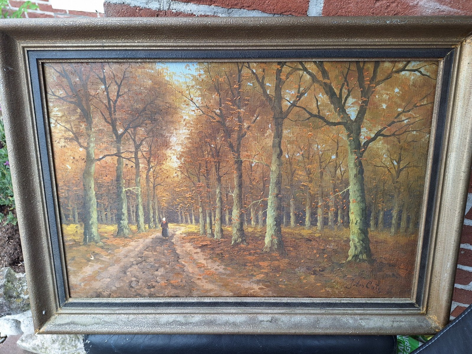 Schilderij van Hendrik ten Cate: Herfstbos met wandelaar, Ophalen