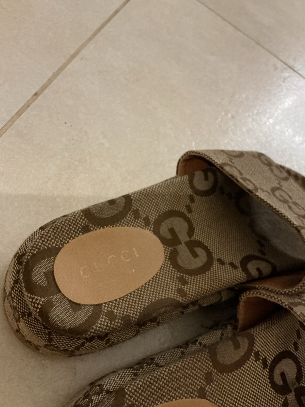 Gucci Platform Slippers Maat 40, Ophalen of Verzenden, Gedragen, Bruin, Slippers