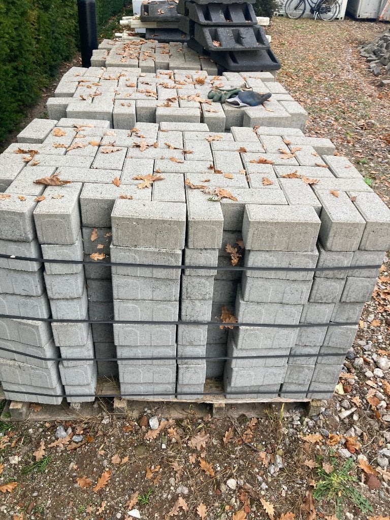 Grijze Betonklinkers 10cm dik, Tuin en Terras, Tegels en Klinkers, Ophalen, Klinkers, Zo goed als nieuw, 10 m² of meer