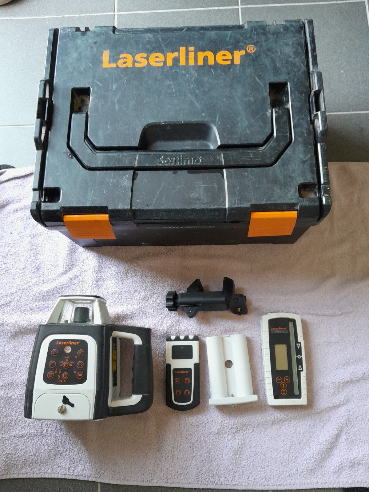 Laserliner horizontaal/verticaal, Ophalen of Verzenden, Multimeter