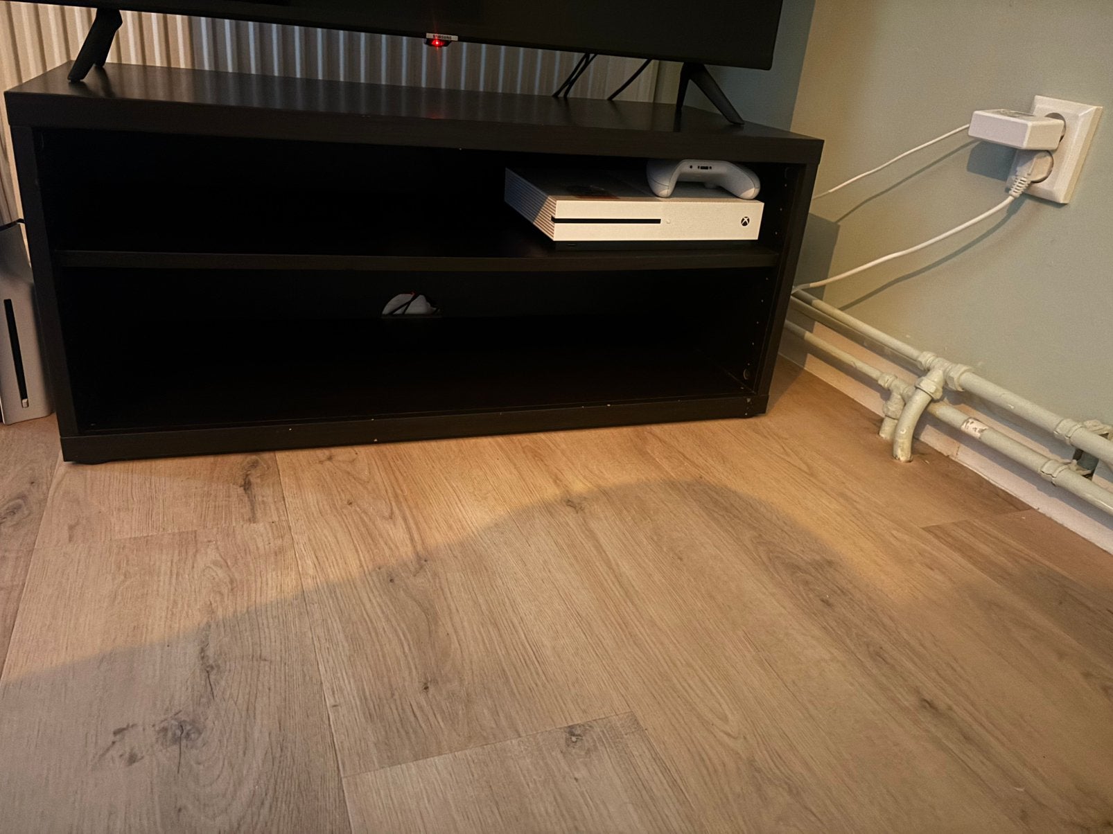 Mooi zwart televisie kastje, Ophalen, Minder dan 50 cm, Zo goed als nieuw, Minder dan 100 cm