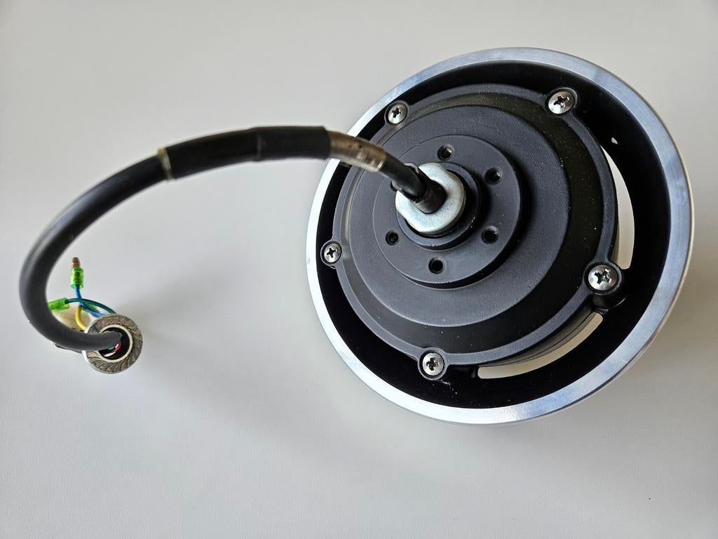Te koop: elektr. motor (250 Watt, t.b.v. e-step), Inokimusashop@gmail.com, Elektrisch, Nieuw, Inokim