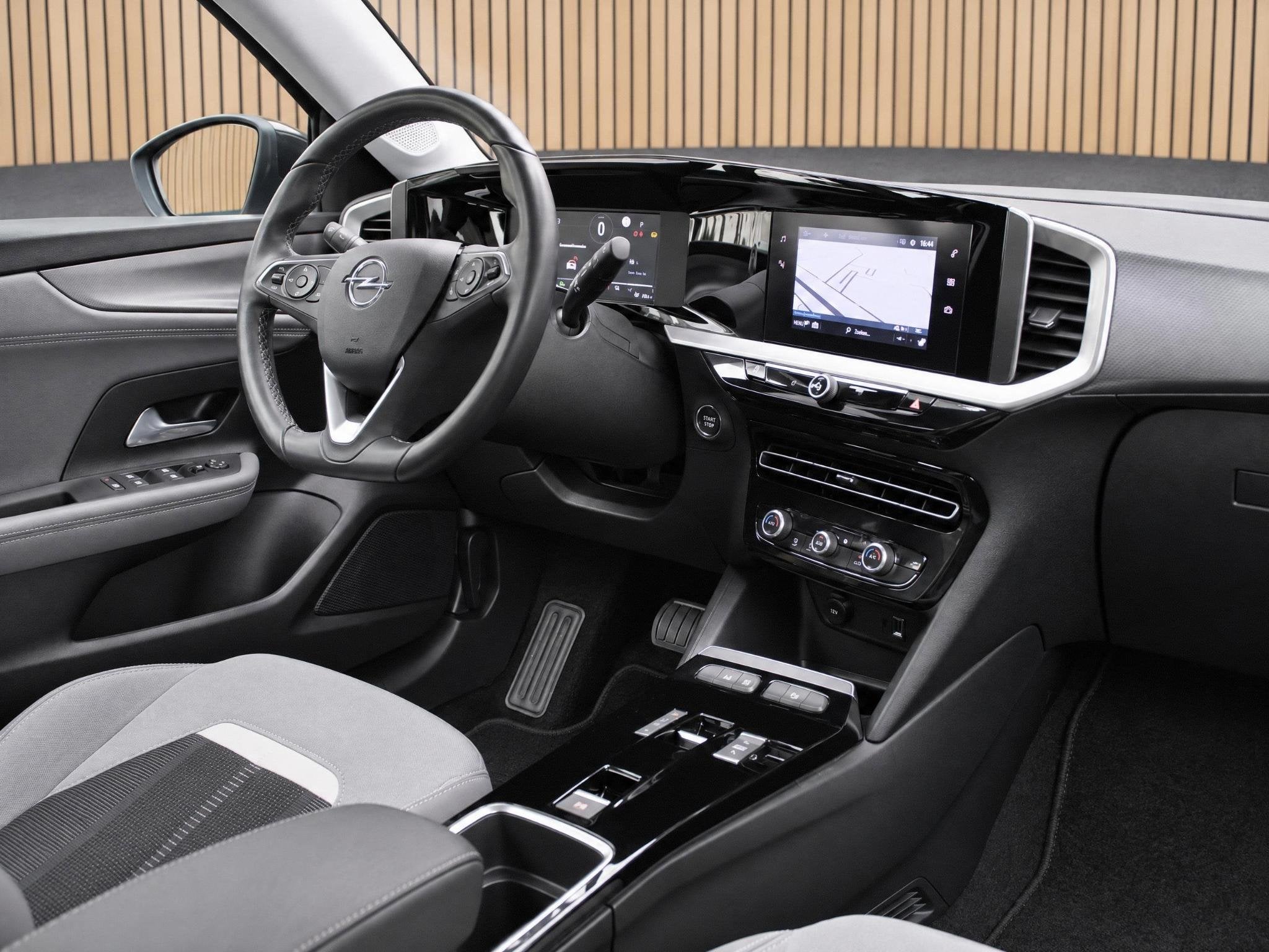 Opel Mokka-e Business Elegance 50-kWh | Camera/Navi/Adaptive, Auto's, 12 maanden, Gebruikt, Zwart, Parkeersensor