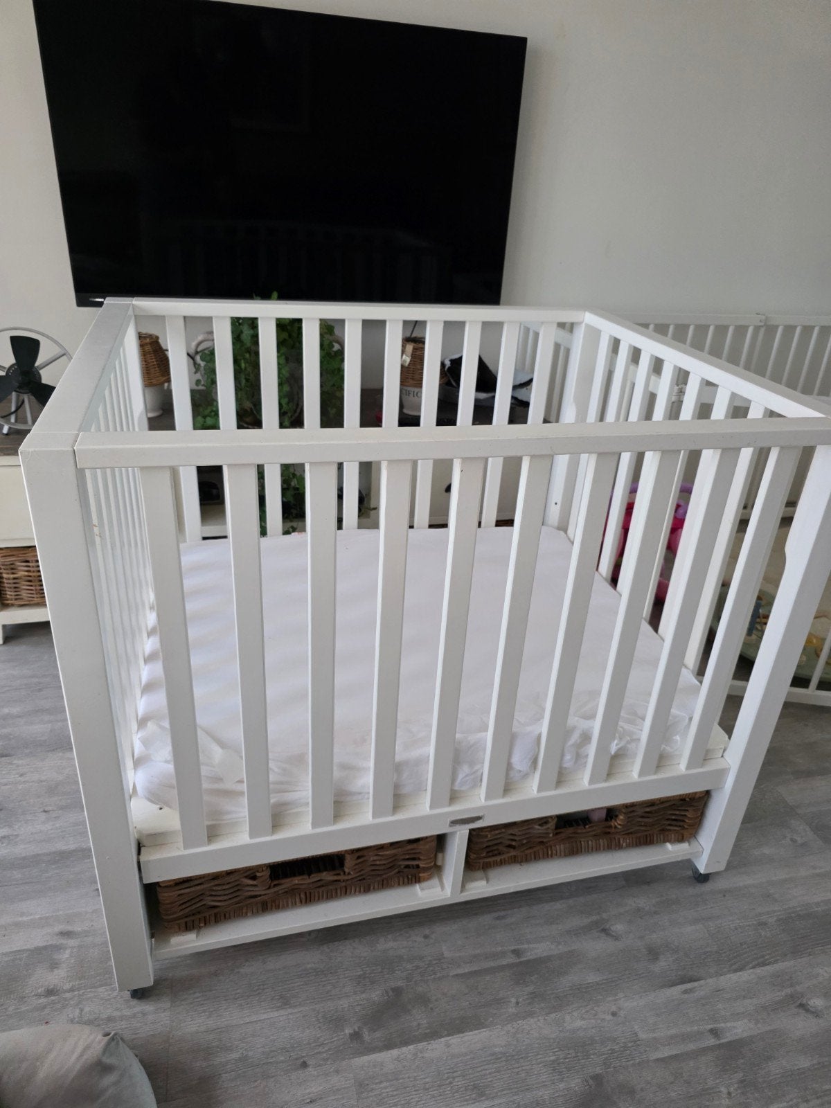 Wit box met opbergmanden - La Première Maison, Ophalen, Gebruikt