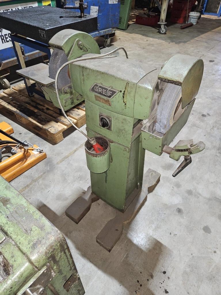 Greif slijpsteen amarel 380VAC, Doe-het-zelf en Verbouw, Gereedschap | Slijpmachines, Gebruikt, Overige typen, Minder dan 700 watt