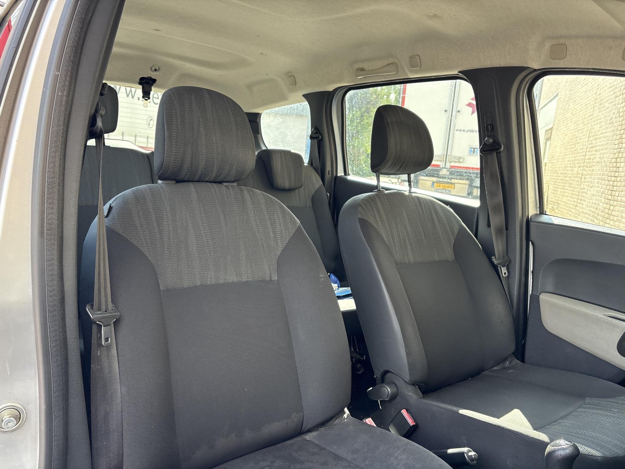 Dacia Lodgy 1.2 TCe Ambiance 5p. | Cruise | Airco | Trekhaak, Auto's, Voorwielaandrijving, Stof, Gebruikt, Euro 6