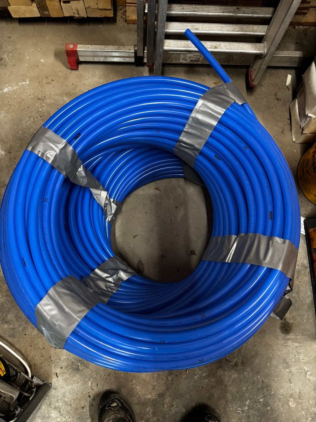 Vloerverwarmings slang, Doe-het-zelf en Verbouw, Ophalen, Overige materialen, 6 meter of meer, Overige typen