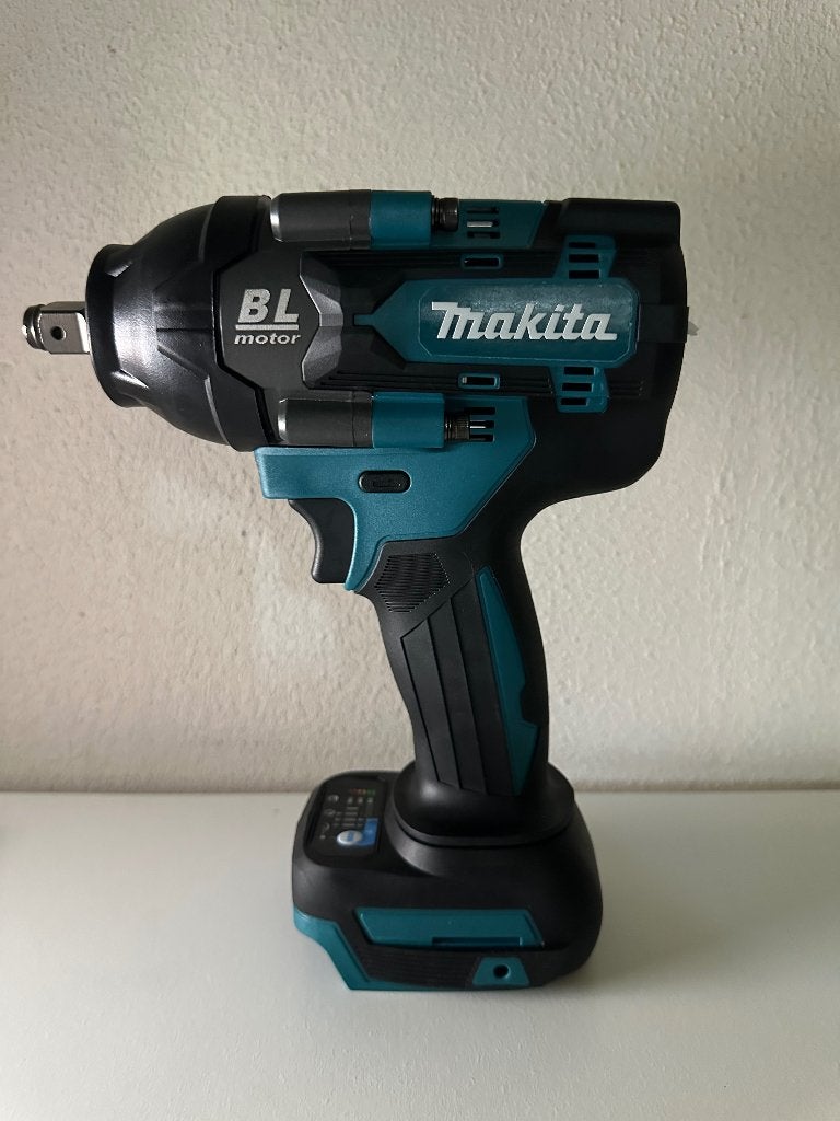 Makita DTW700 Slagmoersleutel 700NM - Zonder accu, Doe-het-zelf en Verbouw, Gereedschap | Boormachines, Variabele snelheid, Verzenden