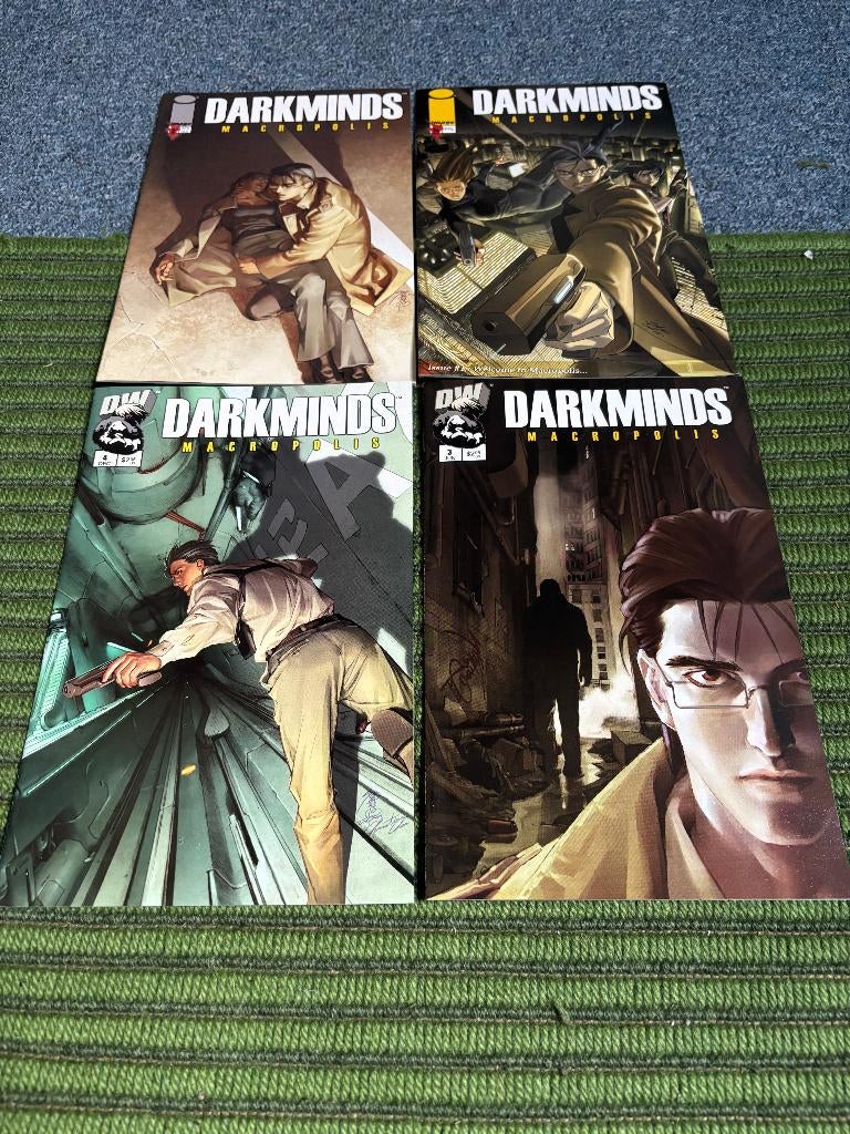 American Comic Darkminds, Macropolis (1-4 compleet, 10 Euro), Complete serie of reeks, Ophalen of Verzenden, Gelezen, Amerika