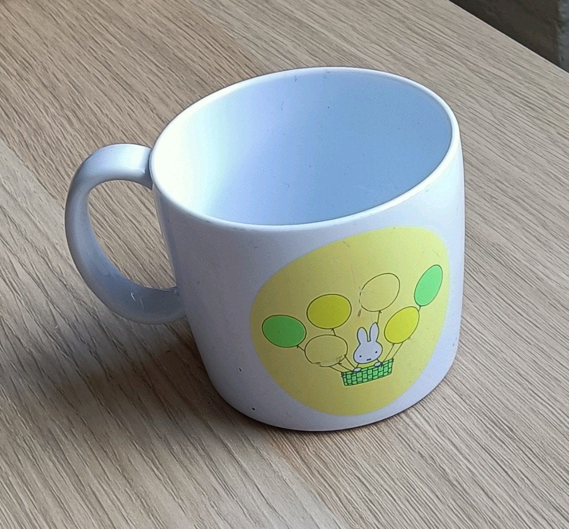 Nijntje / miffy mepal rosti beker 6,5 cm h, Ophalen of Verzenden, Gebruikt, Overige stijlen, Kop(pen) en/of Schotel(s)
