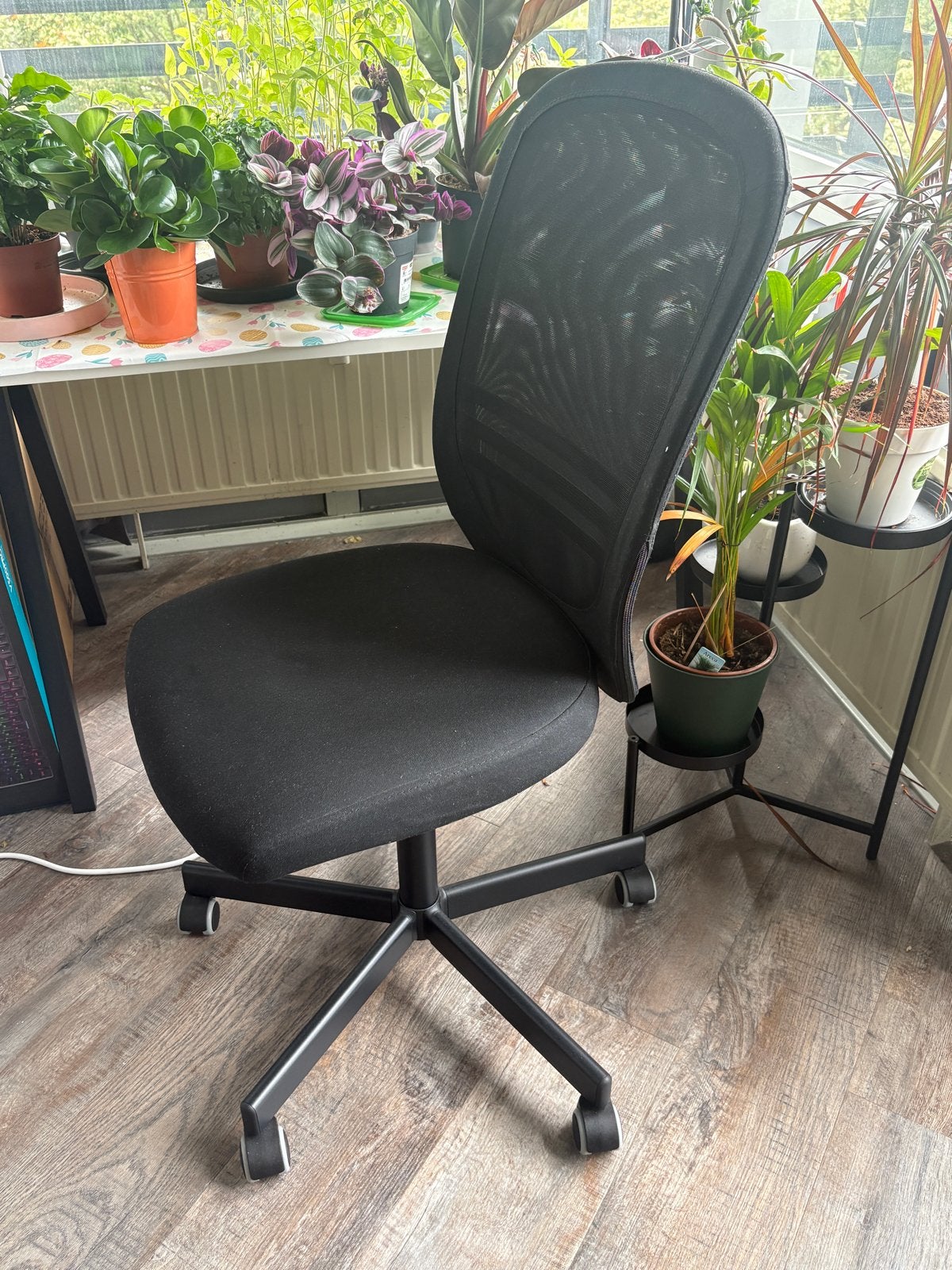 Zwarte Bureaustoel met Mesh Rugleuning - Comfortabel, Gebruikt, Zwart, Ophalen of Verzenden, Bureaustoel