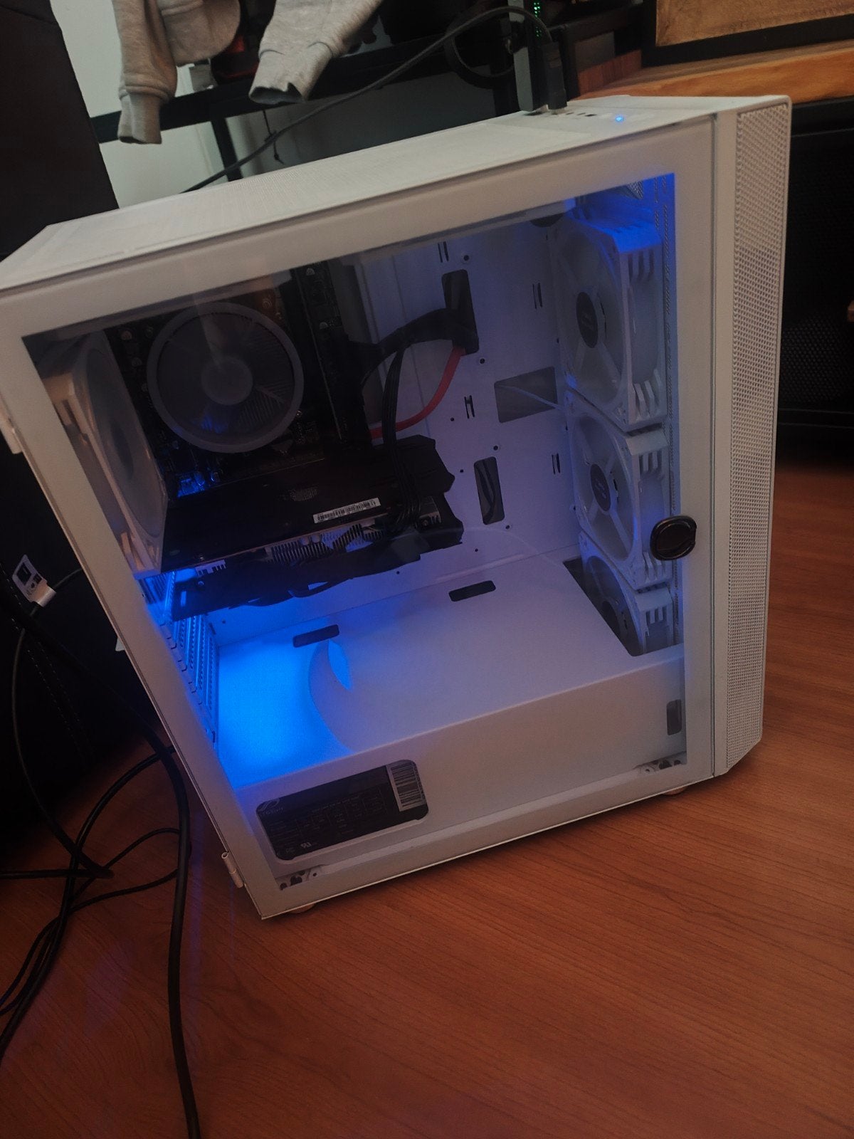 Gaming PC met i5-9400F, RX 5500XT, 16GB RAM, 512GB SSD, Gebruikt, 512GB SSD, Ophalen of Verzenden, Intel Core i5-9400F