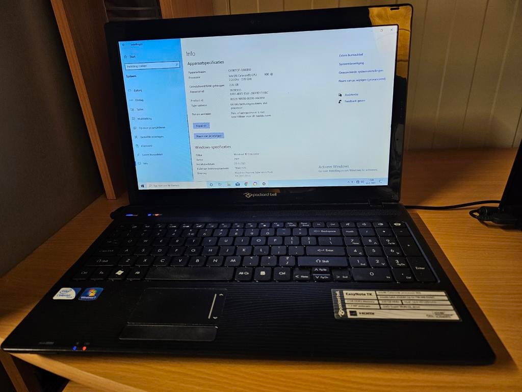 Packard Bell laptop windows 10 Enterprise Hobby/onderdelen, Ophalen of Verzenden, Gebruikt, 15 inch, 2 tot 3 Ghz