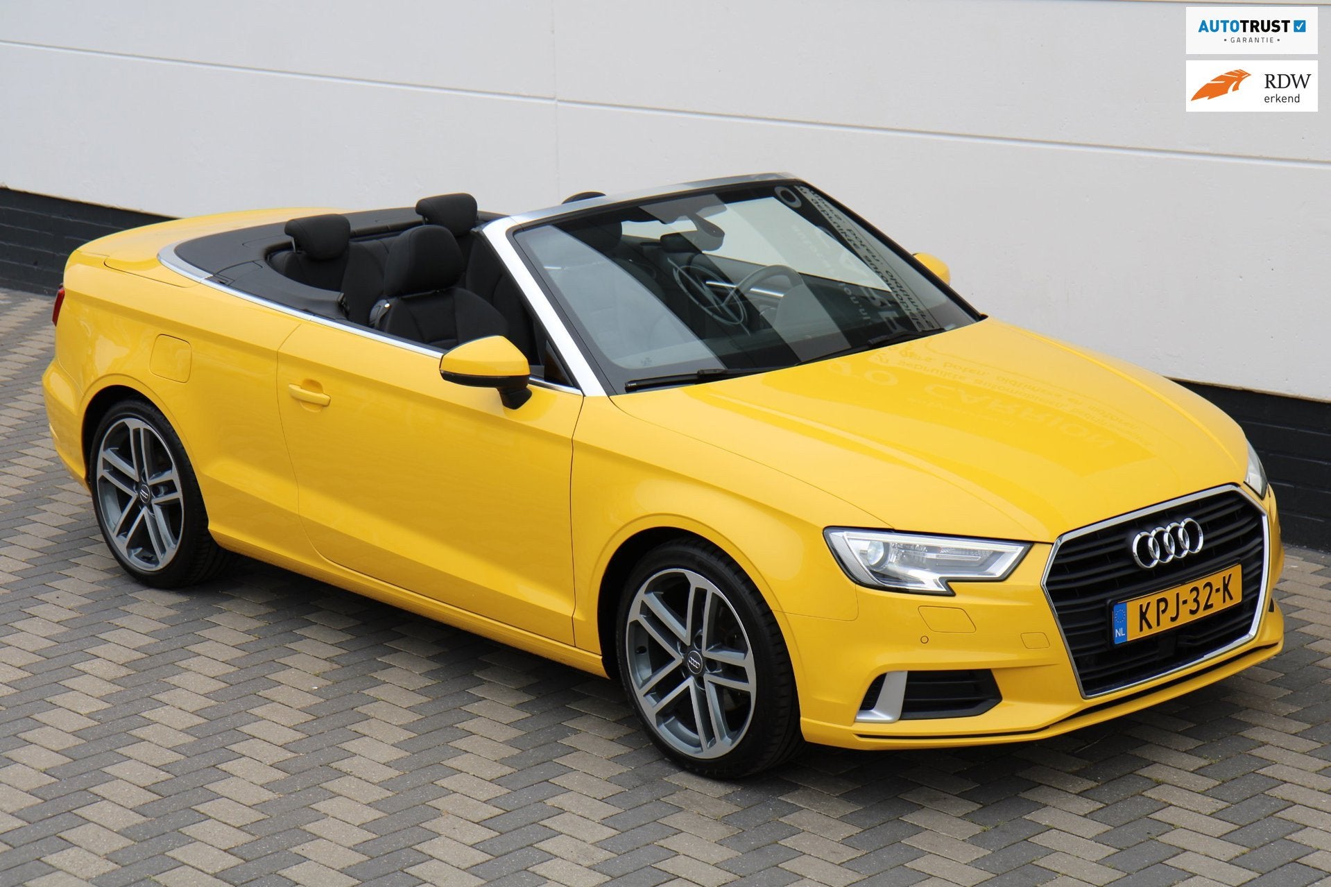 Audi A3 Cabriolet 35 TFSI CoD Sport S-Tronic Navi Camera !, Auto's, Audi, Stof, Zwart, 4 cilinders, 4 stoelen