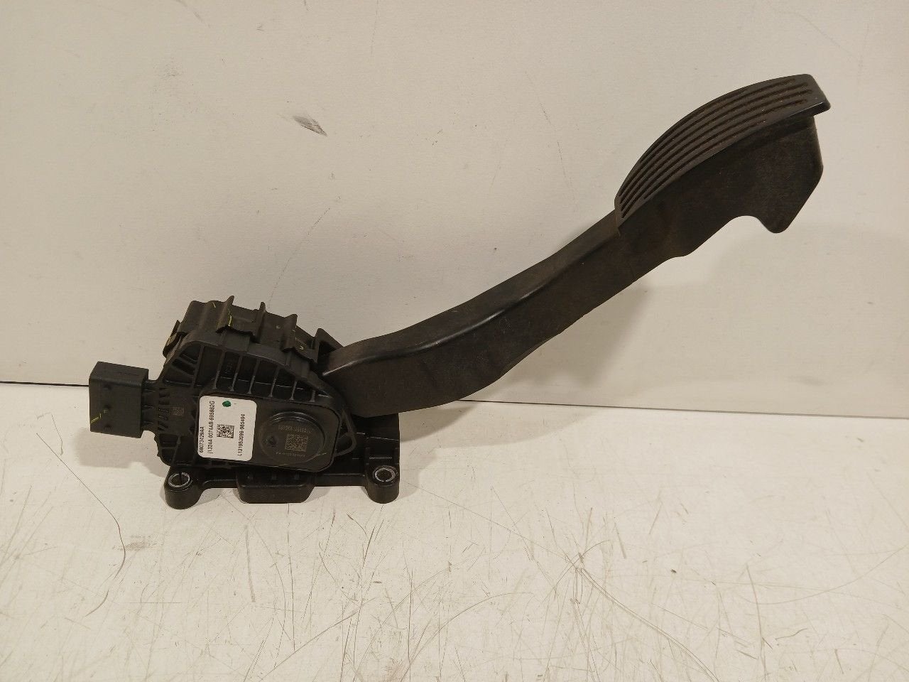 Gaspedaal Fiat 500, Onderdelen@venauto.nl, Van der Ven Autorecycling B.V., Gebruikt, Ettenseweg 76, 4706 PB Roosendaal, The Netherlands