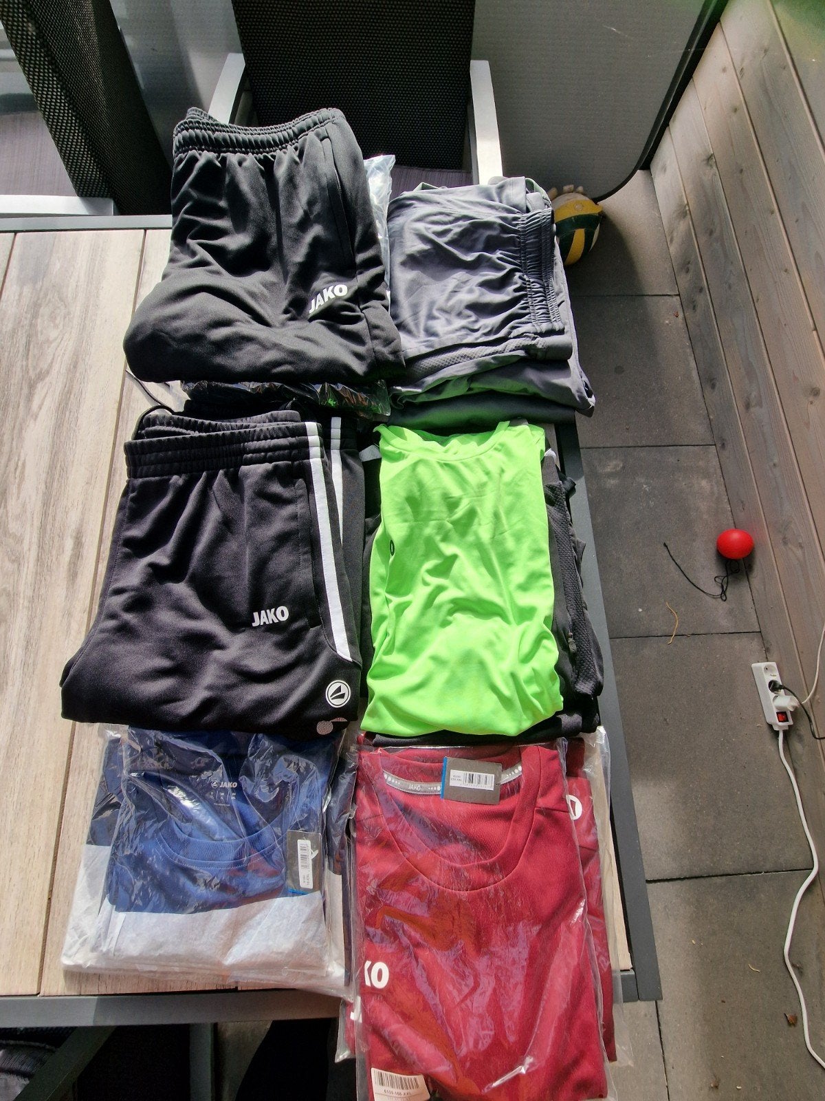 Jako sportkleding sets - maat XXL en kleuren verschillend, Meerkleurig, Nieuw, Overige maten, Ophalen of Verzenden