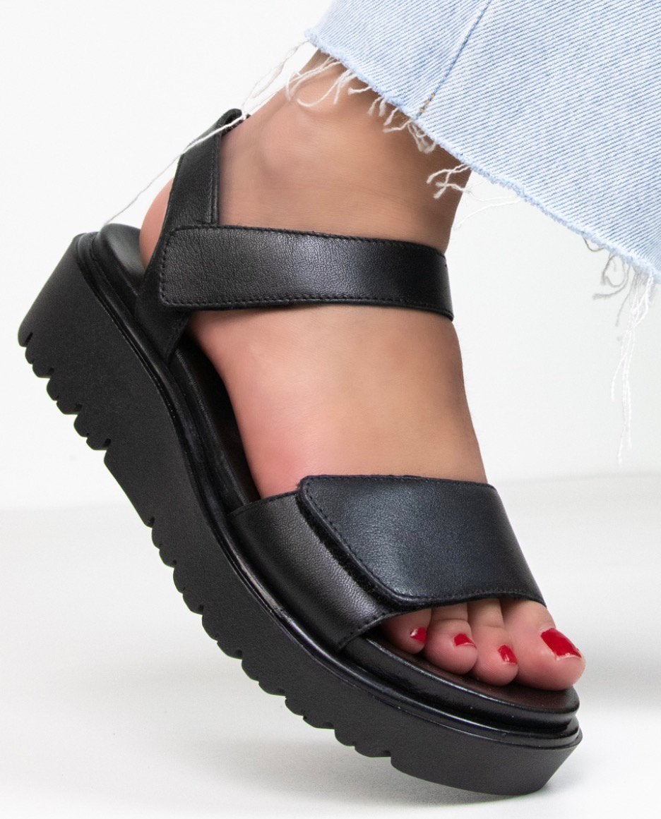 Ara sandalen 38 nieuw zwart en goud, Ophalen, Zwart, Nieuw, Sandalen of Muiltjes