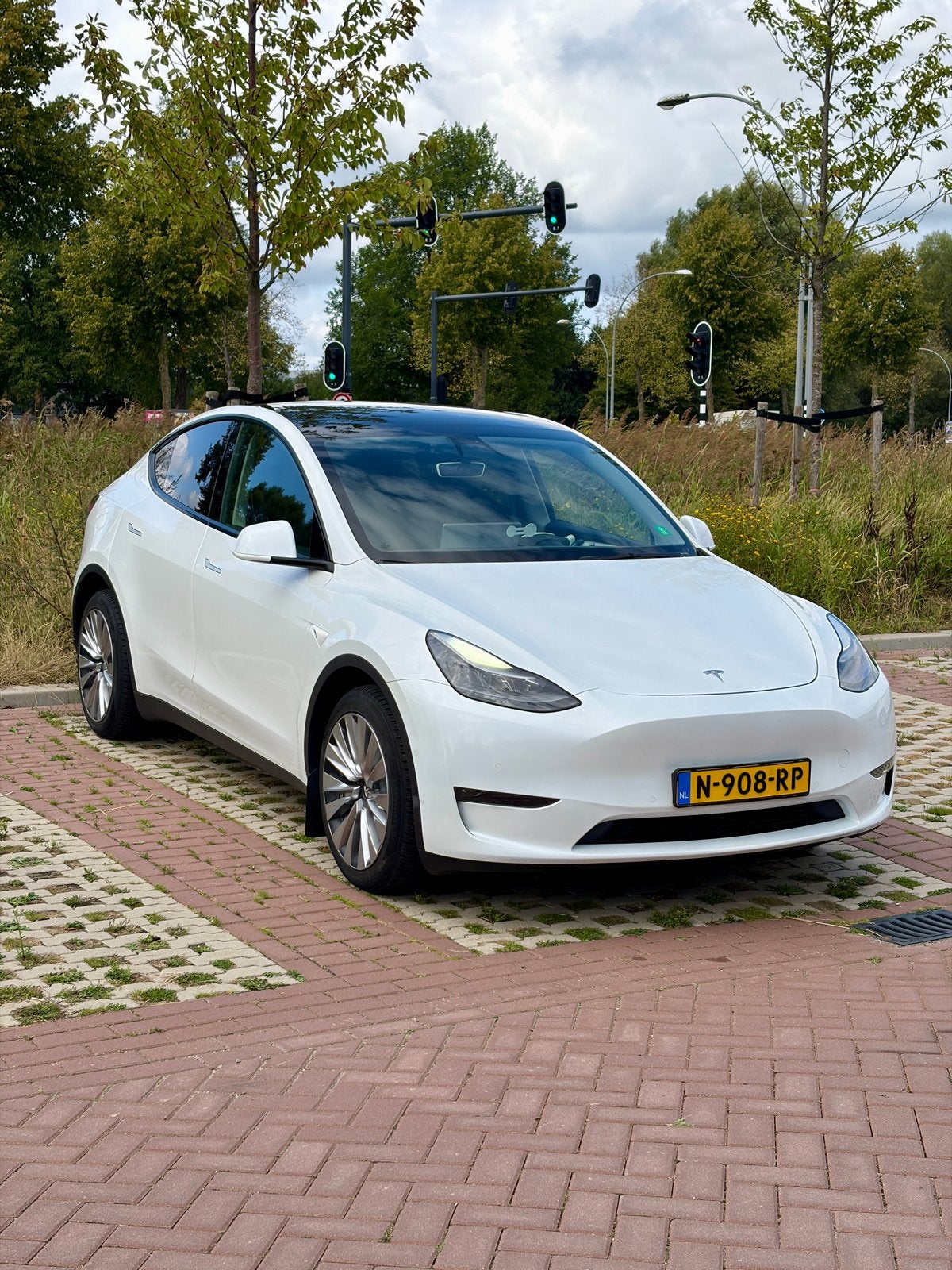 Foto 5 van Nette Tesla Model Y AWD Long Range 75kWh 92% SoH + garantie