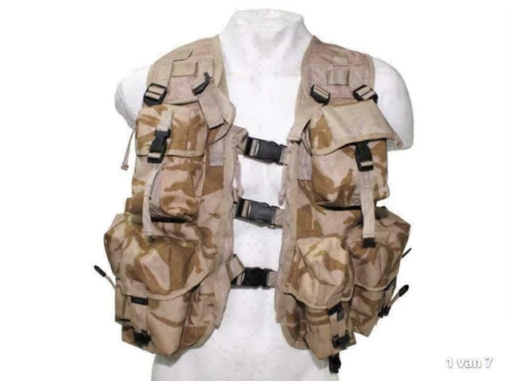 Britse militair legervest munitie jaar 2006 combat desert, Ophalen of Verzenden, Landmacht, Engeland, Kleding of Schoenen