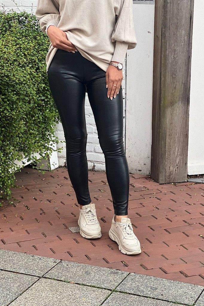 Norfy LeatherLook Legging Zwart maat 40 en 42 (329), Kleding | Dames, Leggings, Maillots en Panty's, Nieuw, Legging, Zwart, Ophalen of Verzenden