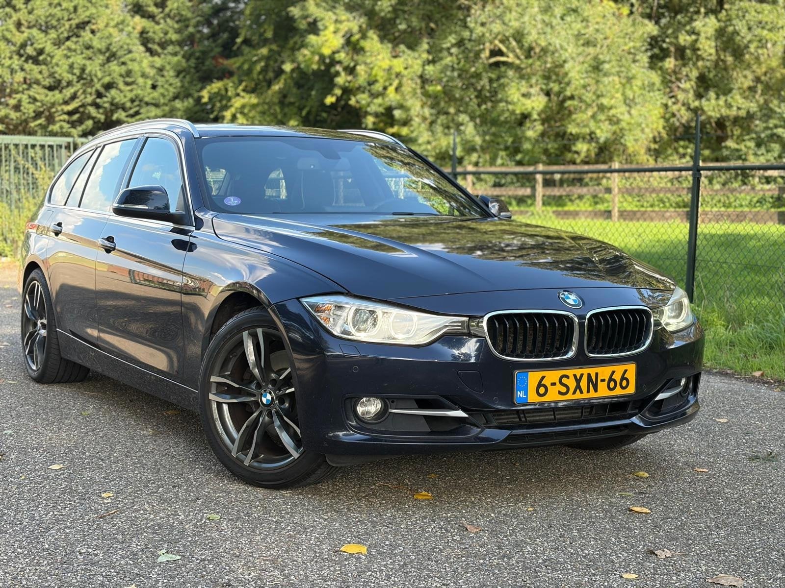 BMW 3-serie Touring 328i High Executive 328i/pano/xenon/leer, Auto's, Automaat, 745 kg, Gebruikt, Euro 6
