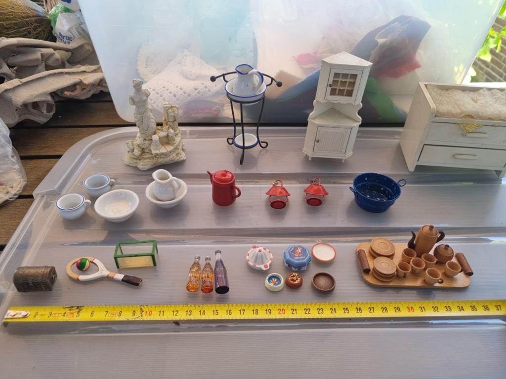 Grote collectie miniatuur poppenhuis accessoires, Ophalen of Verzenden, Gebruikt