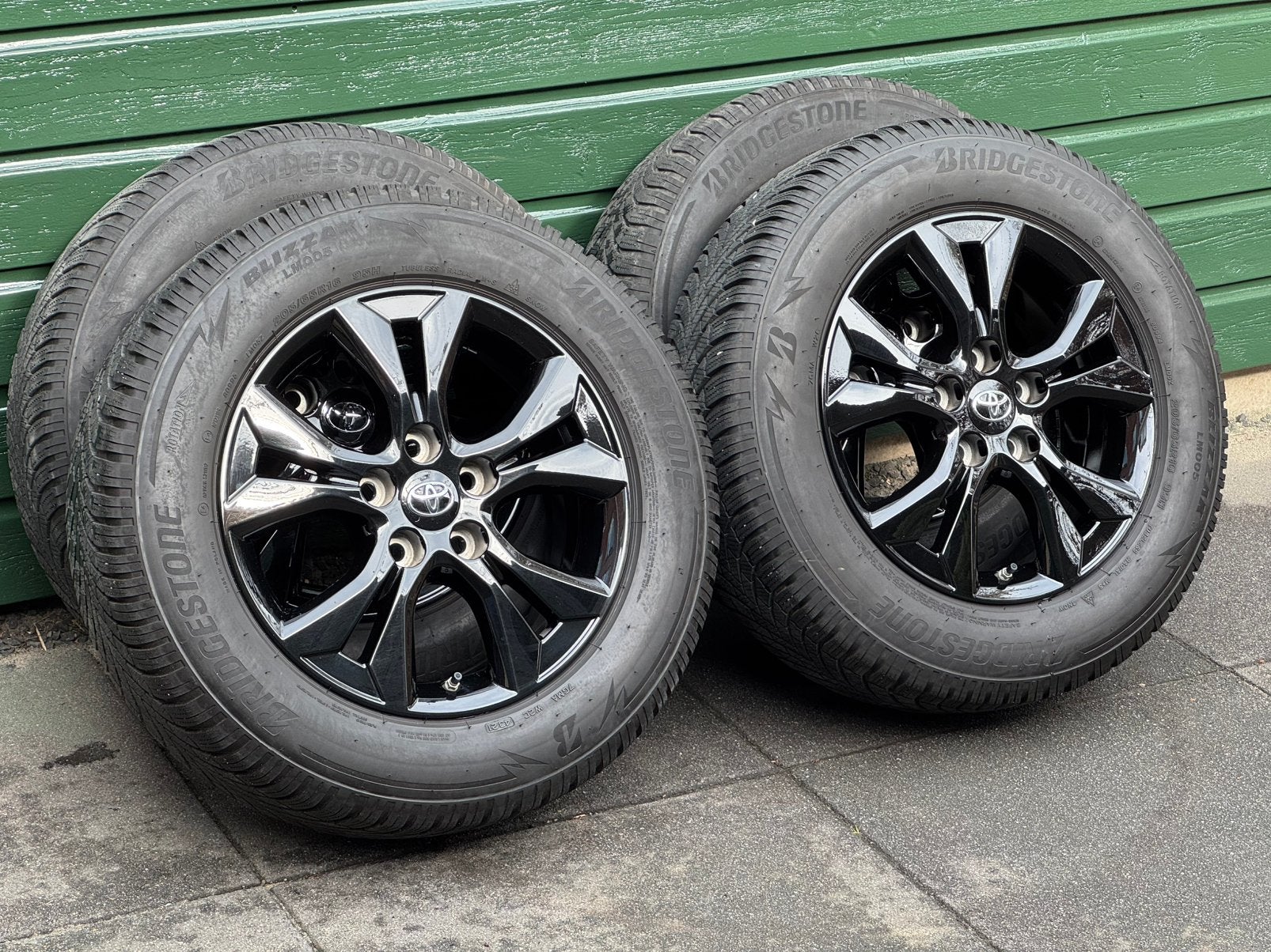 Toyota Yaris Cross (2020-..) 16” Winterbanden, Gebruikt, 16 inch, Banden en Velgen, Personenwagen