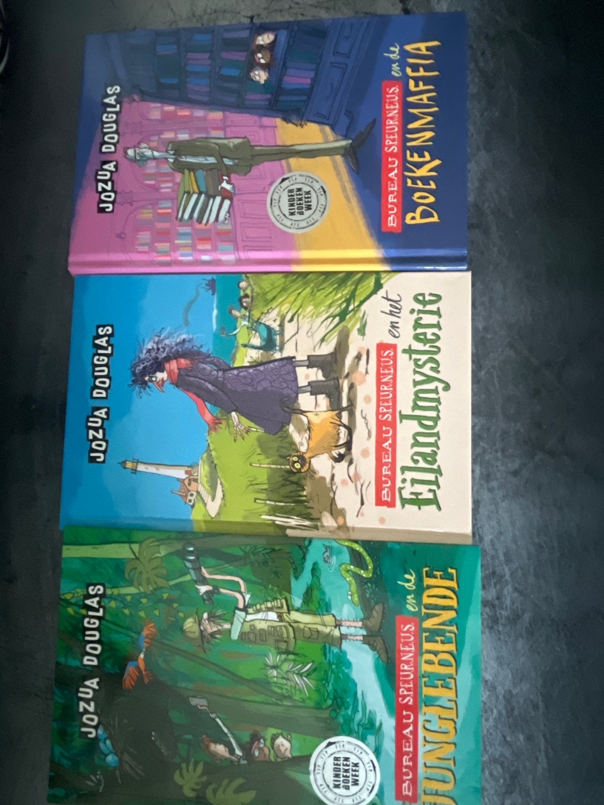 Bureau Speurneus boekenreeks - Jozua Douglas, Ophalen, Zo goed als nieuw, Fictie algemeen