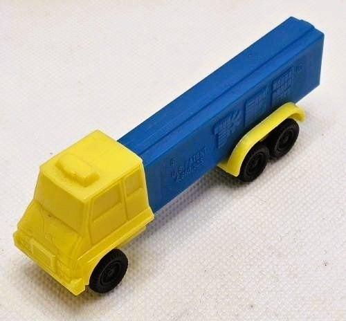 Vintage PEZ Trucks dispenser - Gemaakt in Slovenië, Verzamelen, Ophalen of Verzenden, Zo goed als nieuw