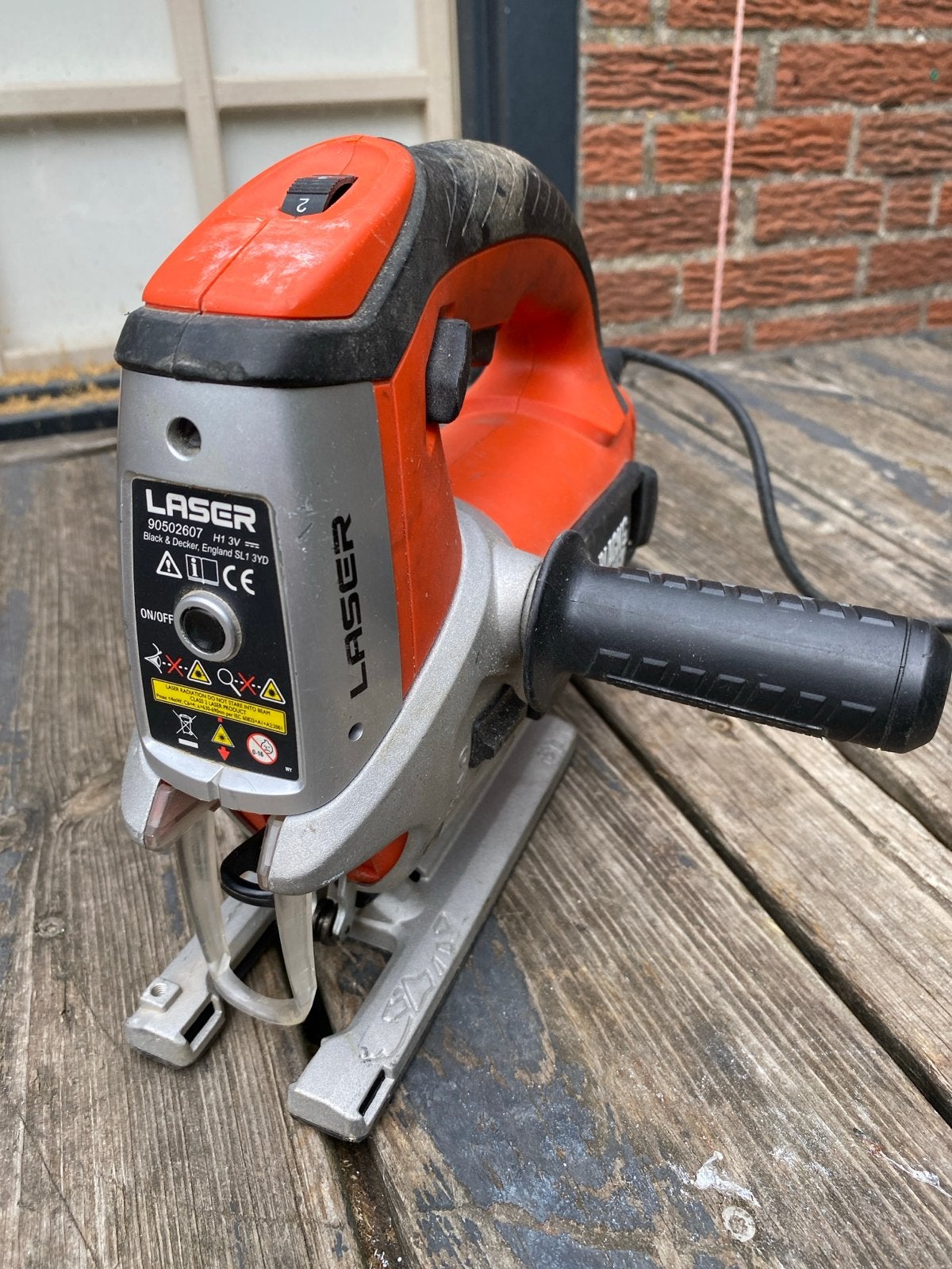 Black & Decker KS1000E Decoupeerzaag met Laser, Gebruikt, 600 tot 1200 watt, Ophalen of Verzenden, Decoupeerzaag