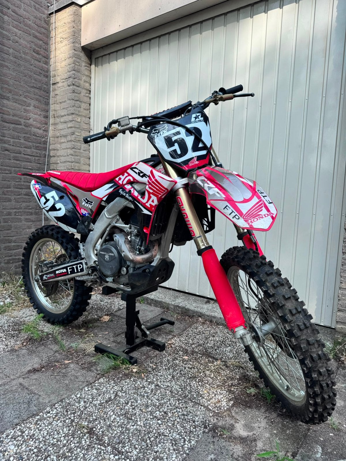 Honda CRF450R met dubbele uitlaat, goed onderhouden🚀, Motoren, Ophalen