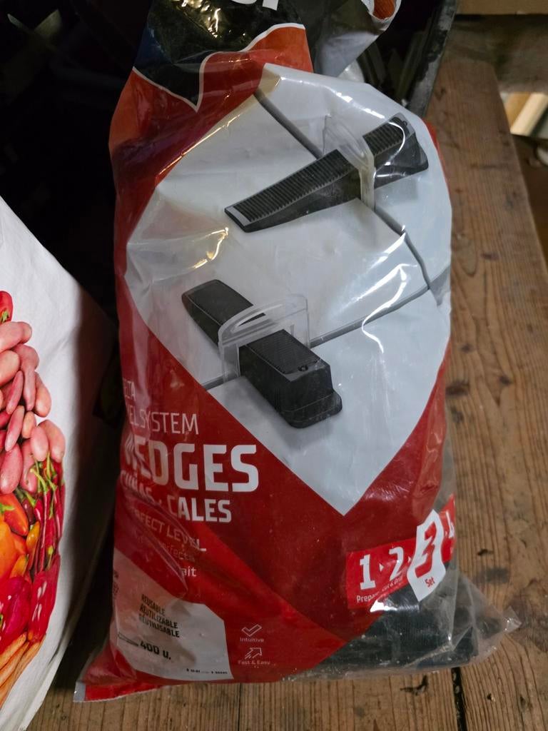 Rubi tegel level systeem  compleet met een tang, Doe-het-zelf en Verbouw, Ophalen, 60 cm of meer, Overige typen, 10 m² of meer