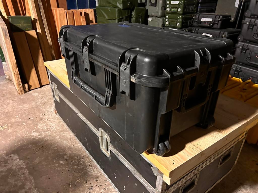 SKB rolkoffer, 74x46x36, inclusief thuisbezorgd, Verzenden, Zo goed als nieuw, Overige instrumenten